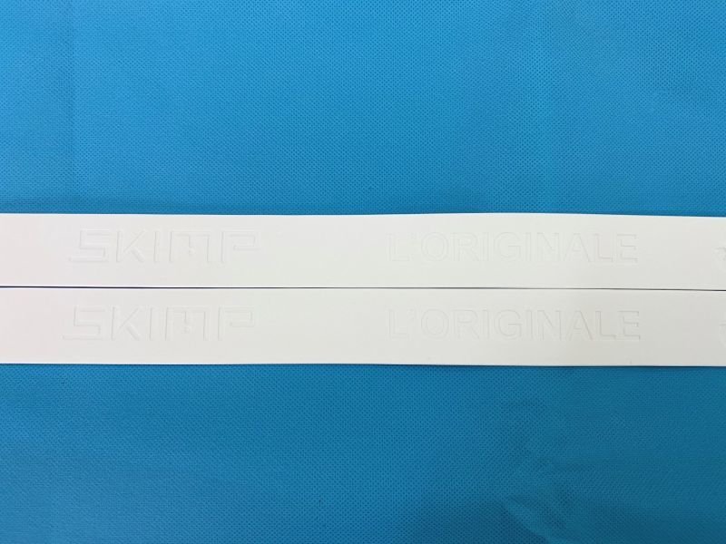 裏面です　型押しデザインがあります