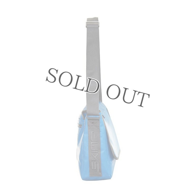 メッセンジャーバッグ　大きいサイズ